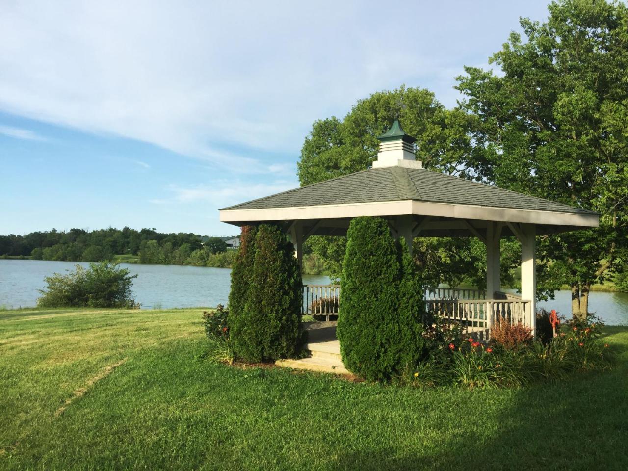 The B&B at Queenslake Midway Buitenkant foto